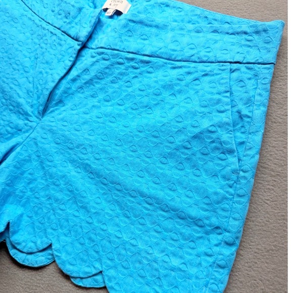 Crown & Ivy Turquoise Blue Scalloped Hem Jacquard Shorts Womens Size 8 - Picture 2 of 8